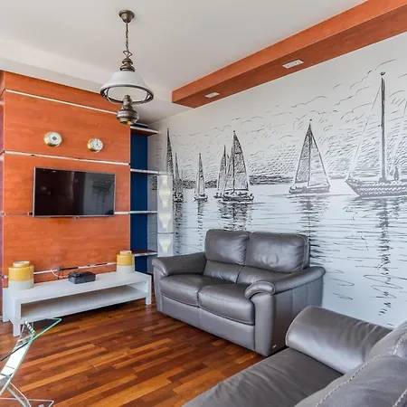 Golden Apartments&sea Tower Apartment